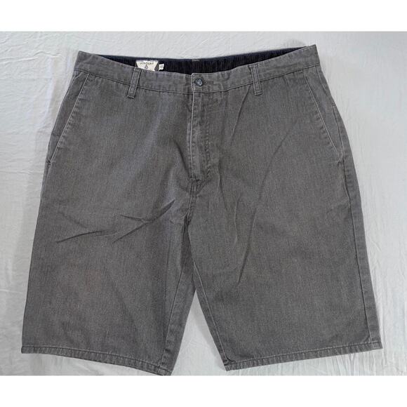 Volcom Flat Front Chino Skate Shorts. Perfectly Faded Gray, Men's Size 36. GUC!! - Picture 1 of 5